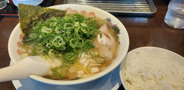 「塩ラーメン」@来来亭 国母店の写真