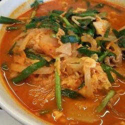 チゲ味噌ラーメン 750円＋半ライス 150円