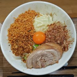 まぜそば並(ﾁｰｽﾞ+ﾍﾞﾋﾞｰｽﾀｰ)