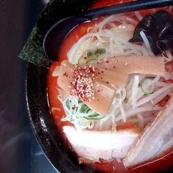 赤辛味噌野菜ラーメン