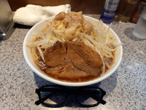 「並盛ラーメン(ヤサイ・アブラ)」@ラーメン宮郎の写真