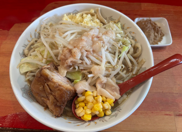 「ミニラーメン+魚粉」@ラーメン二郎 会津若松駅前店の写真