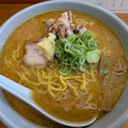 味噌ラーメン(並)　950円