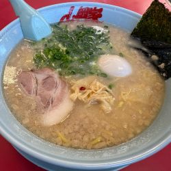 プレミアム塩豚骨（中盛）