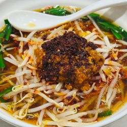 激辛台湾らーめん 900円