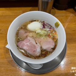 しおラーメン　味玉