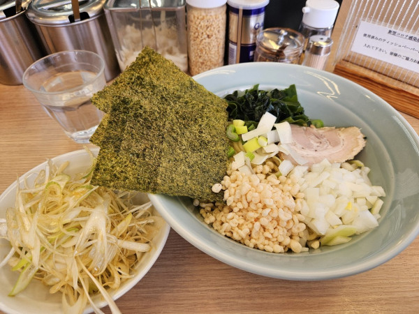 「油そば大盛(２玉)+ネギ」@らーめんTSUBAKIYAの写真