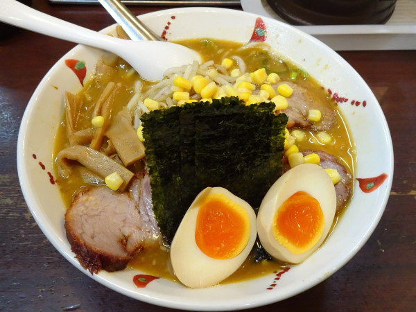 「まかないらーめん（1,400円）」@らいおん 府中本店の写真