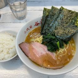 ラーメン　ライス