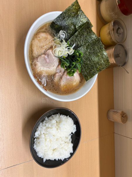 「チャーシュー麺」@横浜ラーメン 町田家 新宿南口店の写真