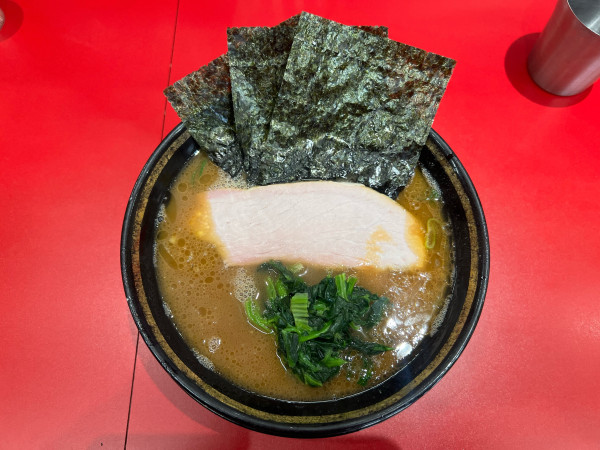 「ラーメン　900円」@家系ラーメン王道家直伝 青森野呂家の写真