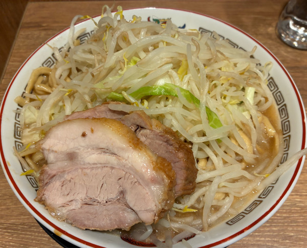 「大ラーメン　1100円」@ラーメン豚山 大宮店の写真