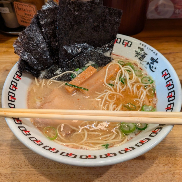 「ラーメン志　900円」@久留米らーめん道 麺志の写真