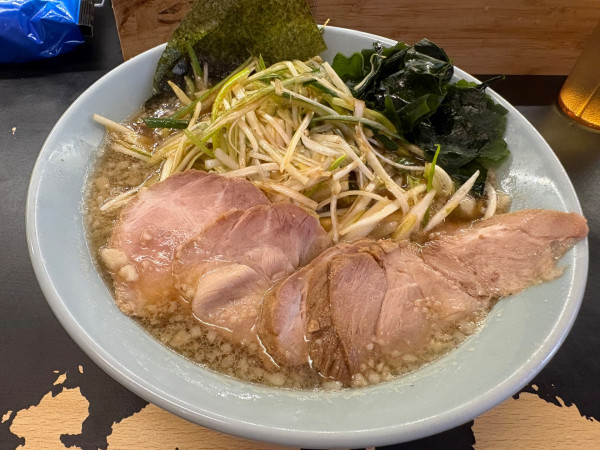 「ネギラーメン 800円」@逢坂製麺の写真