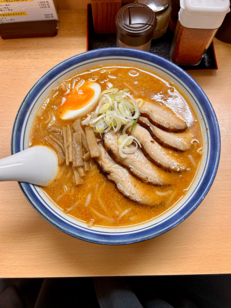 「辛味噌チャーシューめん」@ら～めん盛華の写真