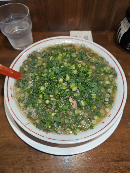 「豚骨ラーメン(ﾊﾞﾘｶﾀ)+ﾁｬｰｼｭｰ+ﾈｷﾞ+替玉2回  ｷ」@ラーメン池田の写真