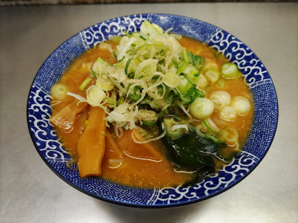 「みそラーメン（＋ねぎ）」@西新井ラーメンの写真