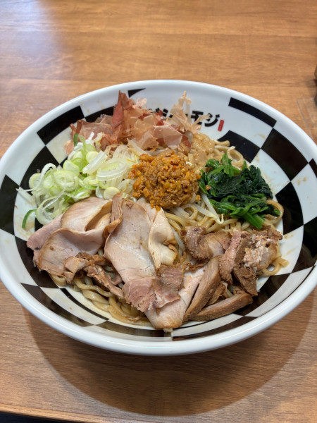 「まぜそば」@ラーメン まぜそば マゼシャモジ 新和店の写真