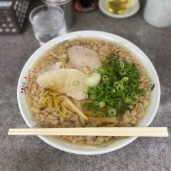 中華そば大盛脂マシマシニンニクトッピング