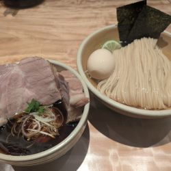 特製つけ麺(1700円)+割スープ(50円)