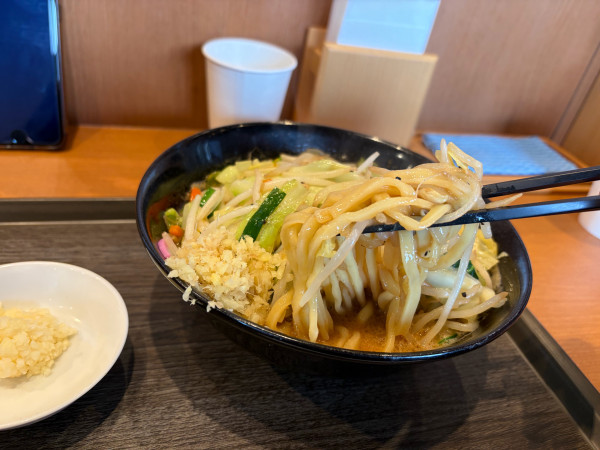 「味噌タンメン940円」@タンメン トナリ 市原五井店の写真