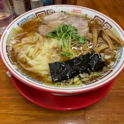 ワンタン麺　大盛