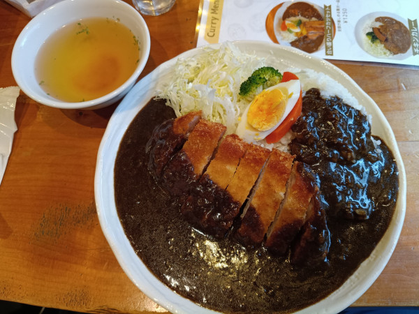 「カツカレー　　1300円」@カレーショップ きよの写真