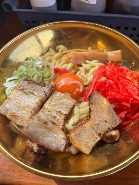 「油そば➕中盛280g➕チャーシュー3枚250円➕麺固め」@夕焼け食堂の写真