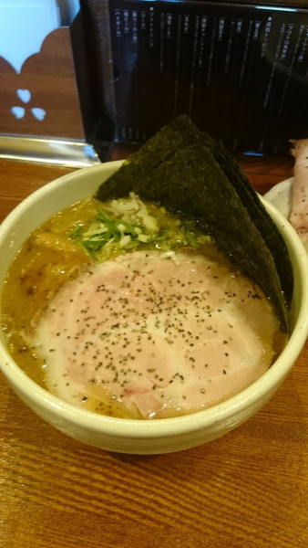 「ホタテの塩ラーメン」@RAMEN GOSSOUの写真