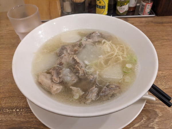 「肉塩ラーメン+肉増し」@カドワラの写真