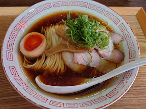 「醤油らぁ麺」@らぁ麺 大金星の写真