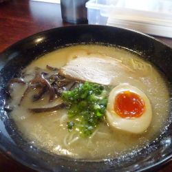 豚骨ラーメン　1,100円
