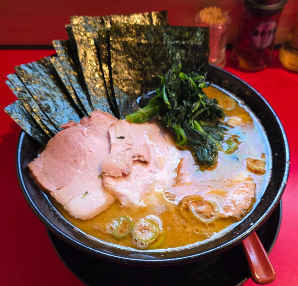 「鶏の中華そば」@らぁ麺すみれ堂の写真