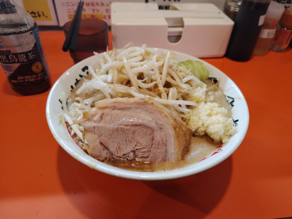 「らーめん　豚一切れ(麺少なめ)¥1100」@ちばからの写真