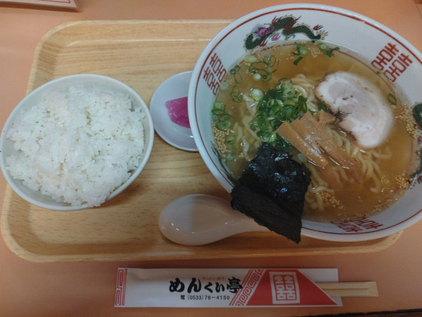 「しおラーメン」@めんくい亭の写真