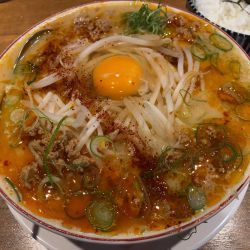 肉玉味噌ラーメン950円+ライス