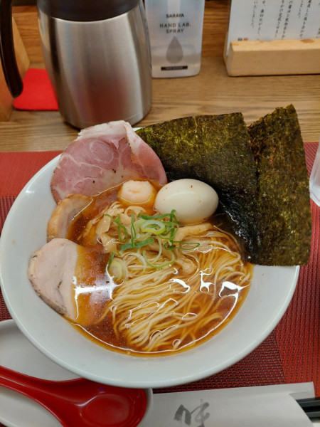 「特製醤油らぁめん」@麺LOUISの写真