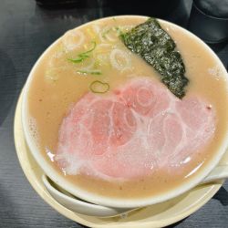 豚骨ラーメン