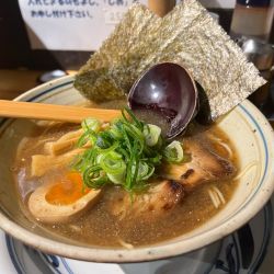 魚介醤油ラーメン