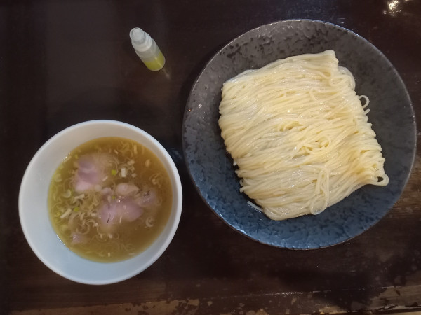 「しおつけ麺」@町田汁場 しおらーめん進化 町田駅前店の写真