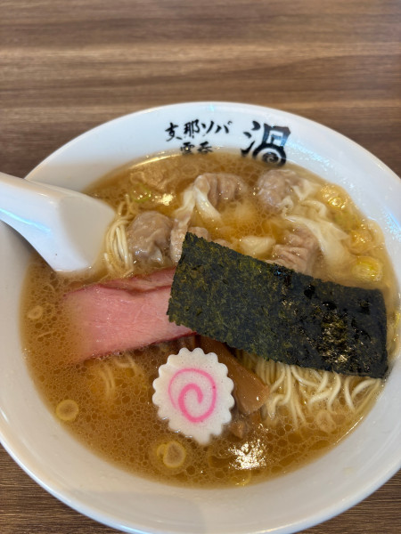 「ワンタン支那そば」@支那ソバ 雲呑 渦の写真