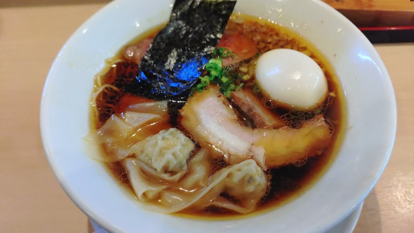 「特製中華そば+追い麺(1800円・メンマ抜)」@こばやし 中華そばの写真