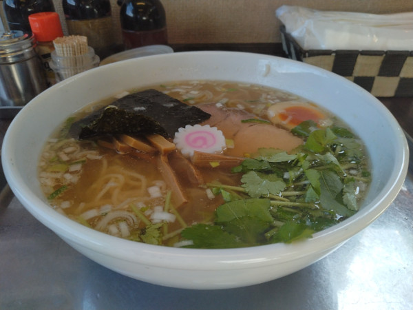 「塩らーめん」@東京らぁめんちよだの写真