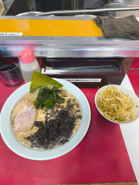 「岩のりラーメンセット　1280円」@ラーメンショップ 大師店の写真