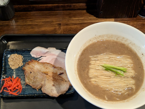 「限定絶望の豚骨ラーメン「沼る」」@中華蕎麦しげ田の写真