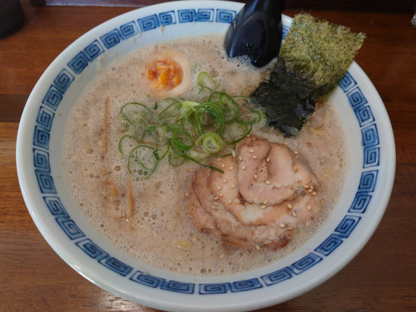 「背脂醤油ラーメン ¥800」@ラーメン・ぶーけの写真