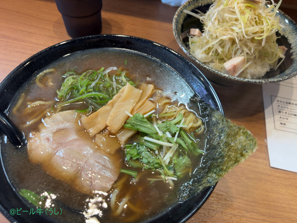 「煮干鰹ラーメンネギ丼セット(1450円)」@麺信の写真