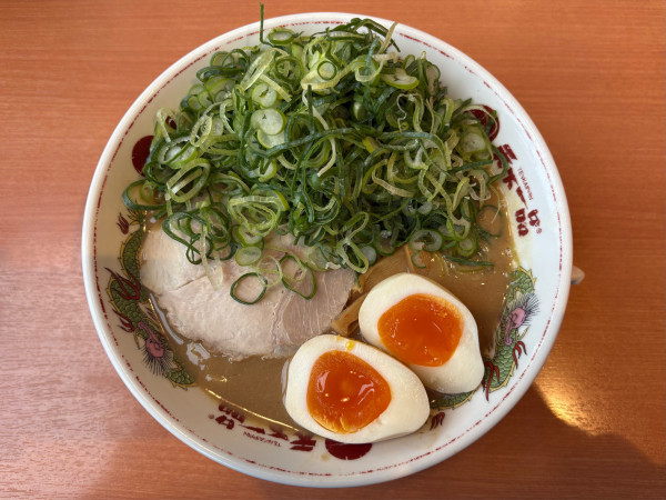 「煮卵ねぎラーメン（こってり）」@天下一品 水戸平須店の写真