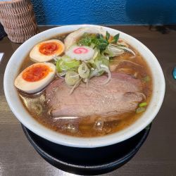 味玉らー麺(醤油)