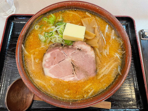 「味噌バターラーメン　￥１２５０」@かっつも亭 知多店の写真